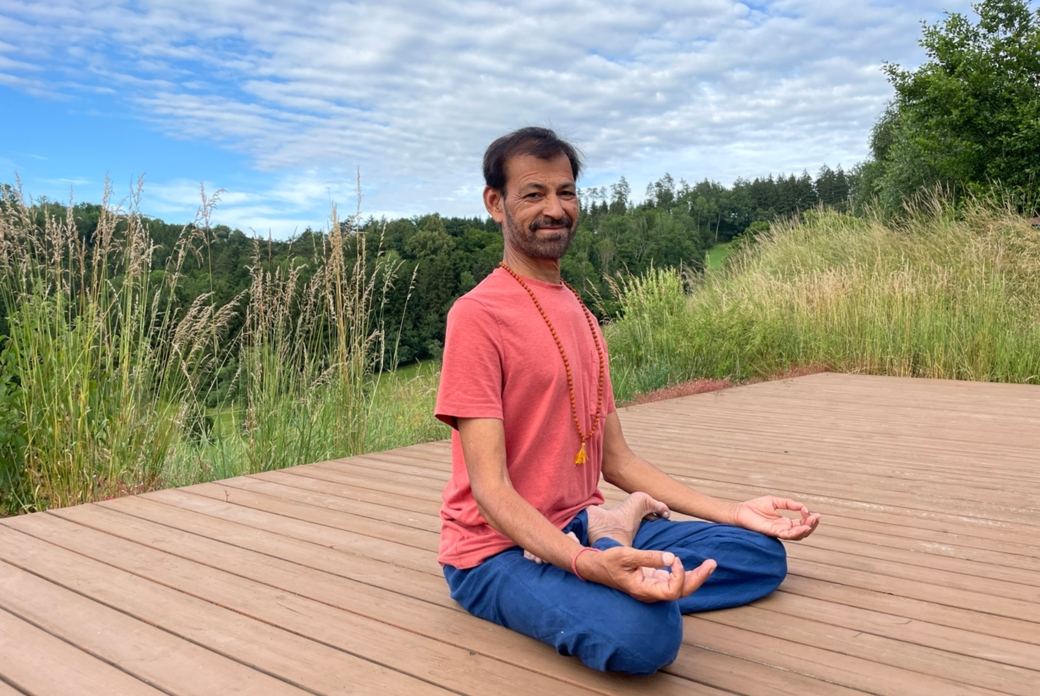 Intensiv & spirituell: Eintauchen in alle Facetten des Yoga